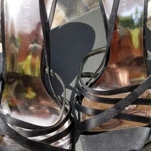 NINE WEST BLACK STRAPY HEELS BLACK